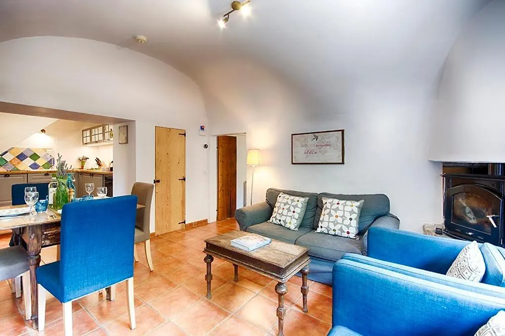 Apartment Can Cruanyes Sales de Llierca Spain