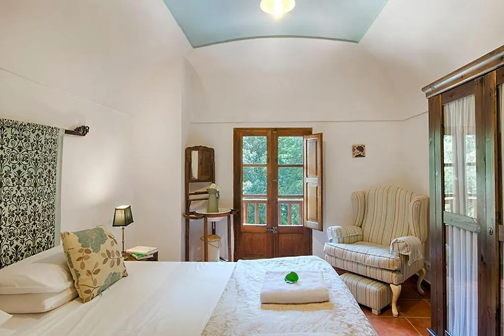 Apartment Can Cruanyes Sales de Llierca Spain