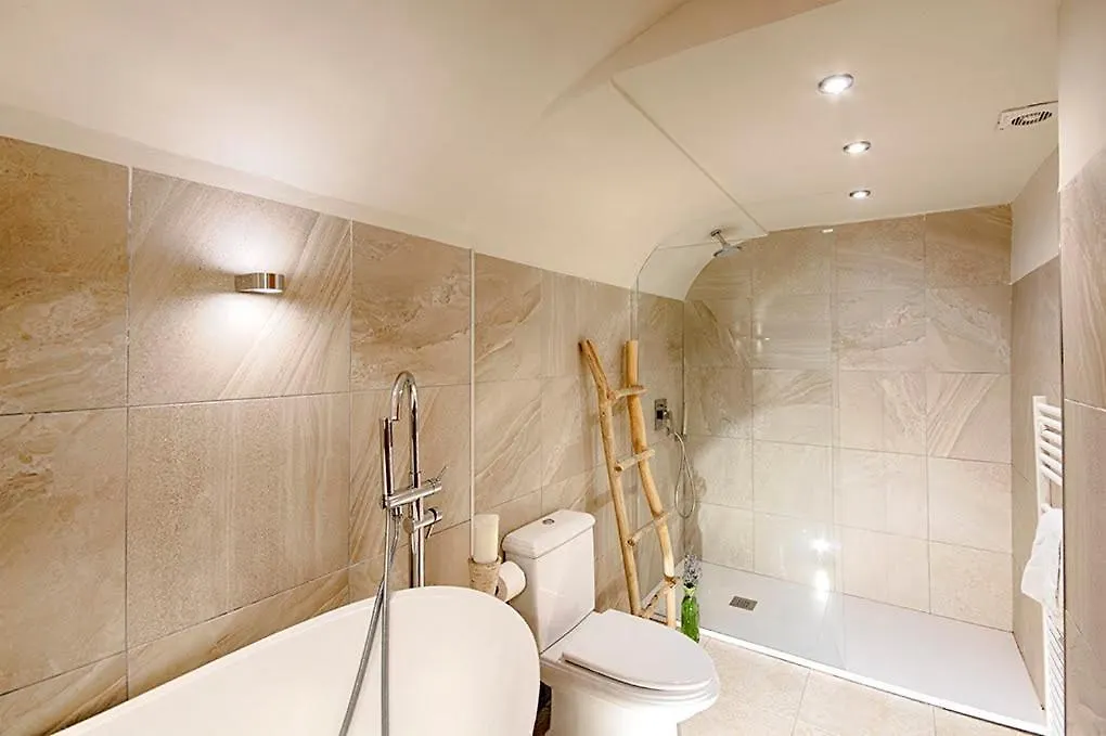 Apartment Can Cruanyes Sales de Llierca Spain
