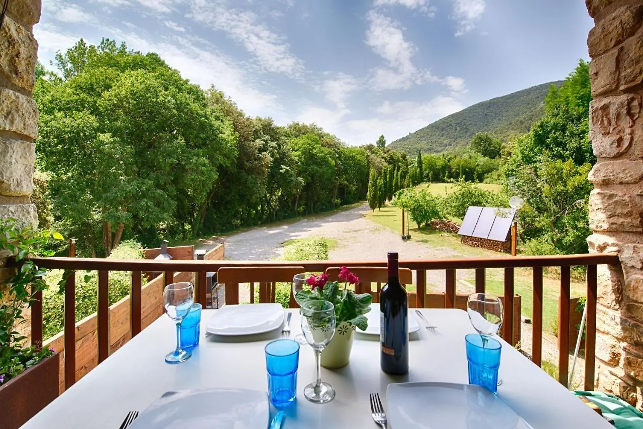 Can Cruanyes Sales de Llierca Apartment