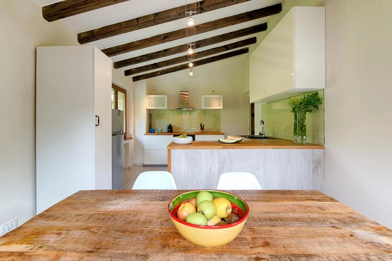 Can Cruanyes Sales de Llierca Apartment