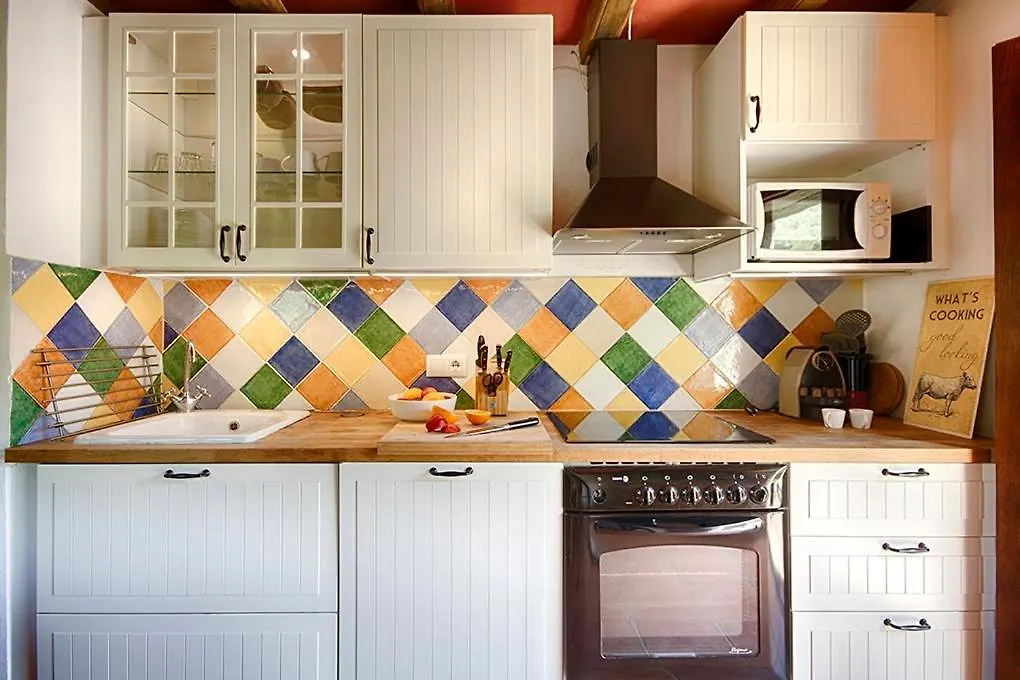 Can Cruanyes Sales de Llierca Apartment