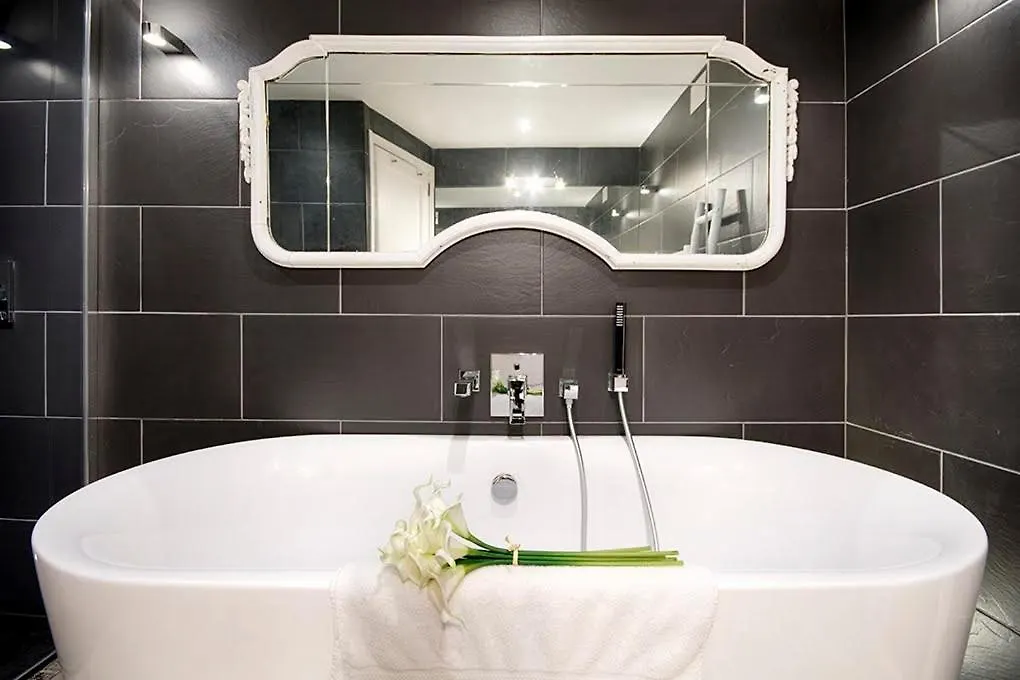 Can Cruanyes Sales de Llierca Apartment