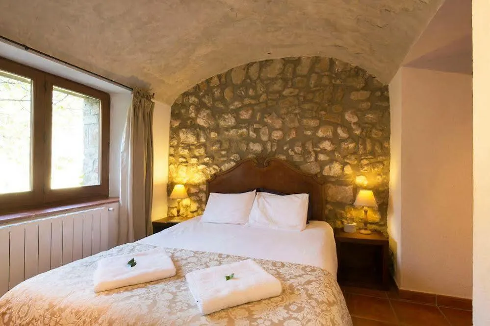 Can Cruanyes Sales de Llierca